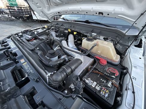 Used 2014 Ford F550 4x4 Crew Cab Super Duty image 26