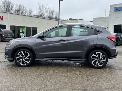 Used 2020 Honda HR-V Sport image 3