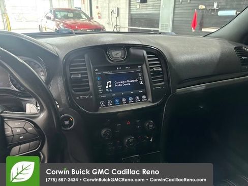 Used 2018 Chrysler 300 S AWD/4WD image 21