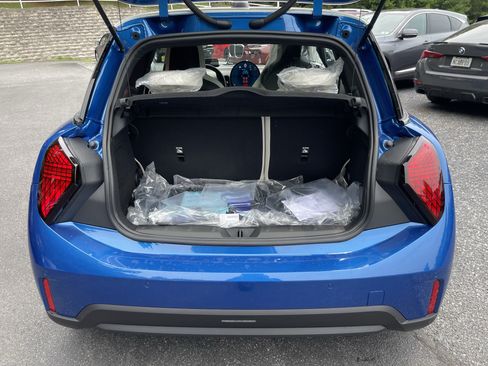 New 2026 MINI Cooper 2-Door Hardtop FWD image 7