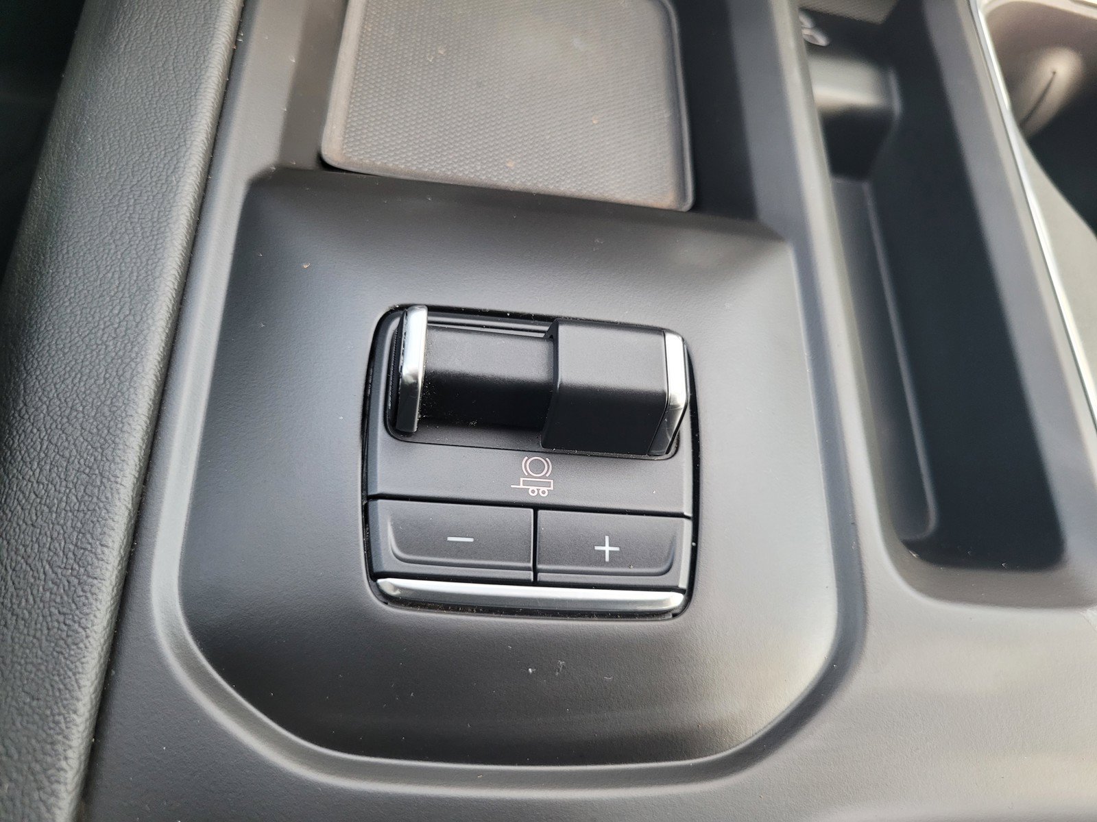 Used 2024 GMC Sierra 3500 Denali AWD/4WD image 23