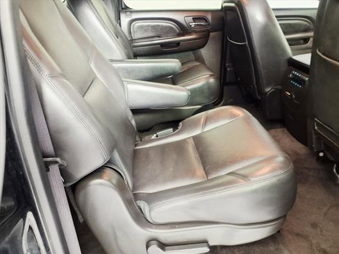 Used 2012 GMC Yukon XL Denali image 5