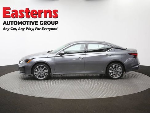 Used 2023 Nissan Altima 2.5 SL AWD/4WD image 52