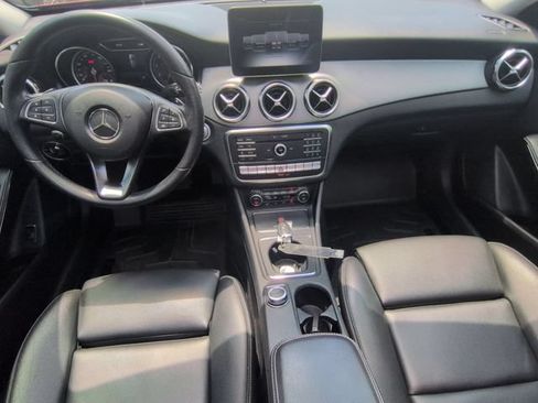 Used 2020 Mercedes-Benz GLA 250 4MATIC image 27