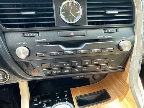 Used 2021 Lexus RX 350L FWD w/ Premium Package image 17