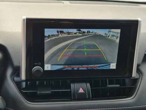 Used 2024 Toyota RAV4 LE FWD image 22