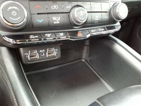 Used 2021 Dodge Durango GT image 20