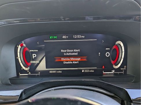 Used 2023 Nissan Pathfinder Platinum image 12