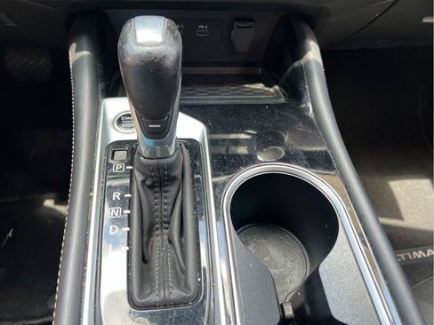 Used 2023 Nissan Altima 2.5 SV w/ SV Premium Package FWD image 30