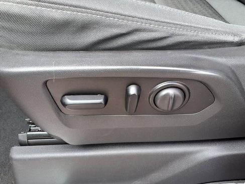 Used 2021 GMC Sierra 1500 Elevation w/ Preferred Package image 24