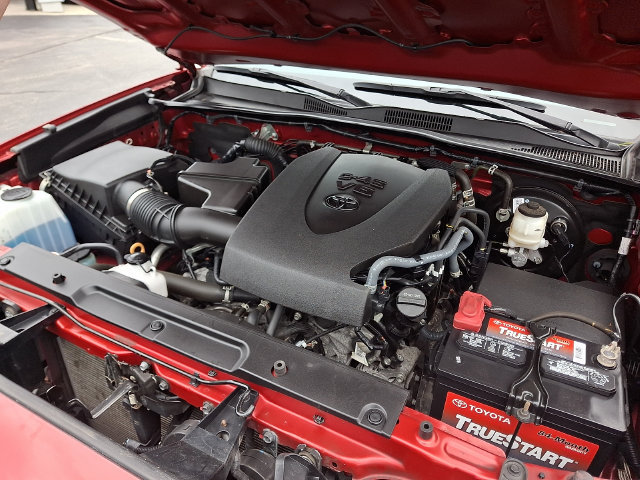Used 2023 Toyota Tacoma SR5 AWD/4WD image 27