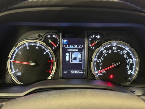 Used 2021 Toyota 4Runner TRD Off-Road Premium w/ Moonroof Package AWD/4WD image 27
