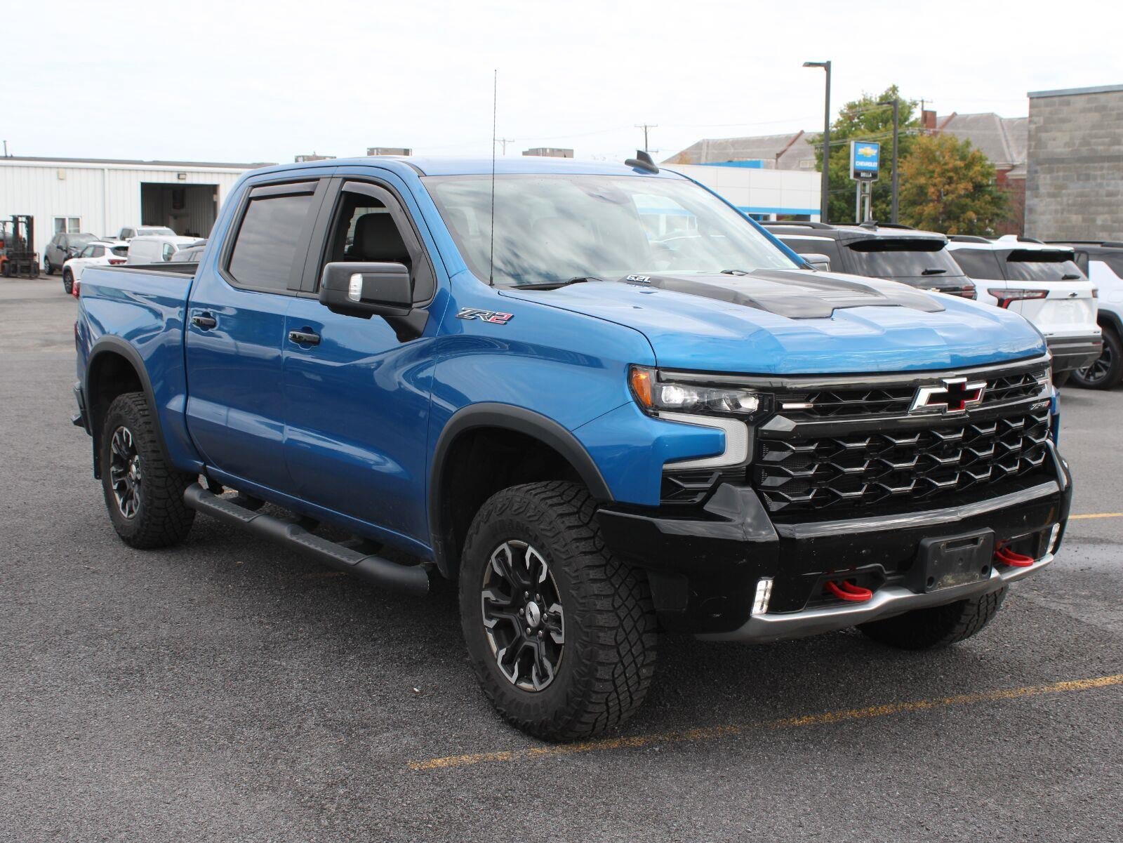 Certified 2022 Chevrolet Silverado 1500 ZR2 w/ Technology Package AWD/4WD image 3
