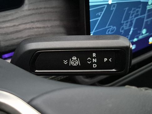 Used 2023 Rivian R1S Adventure AWD/4WD image 26