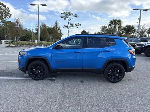 New 2026 Jeep Compass Latitude image 6