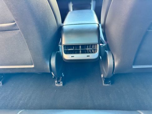 Used 2018 Tesla Model 3 Long Range image 25