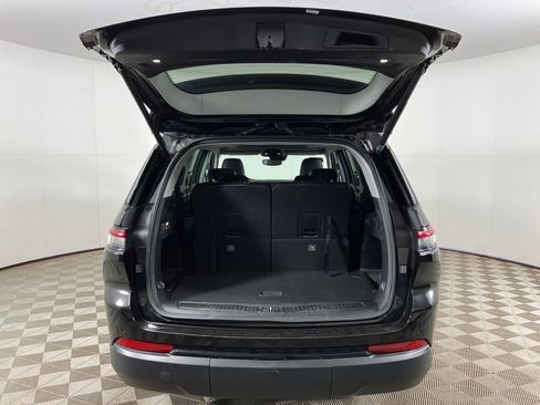 Used 2023 Jeep Grand Cherokee L Limited w/ Black Appearance Package image 28