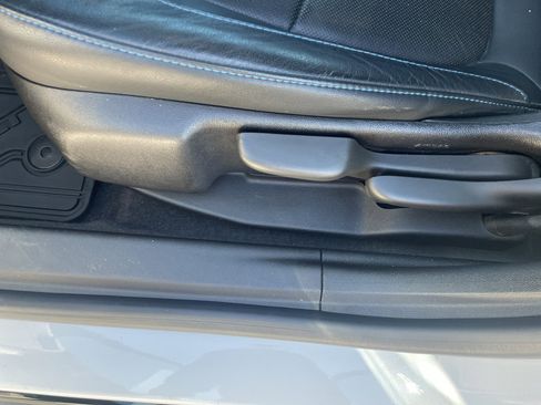 Used 2017 Chevrolet Volt Premier w/ Driver Confidence II Package image 22