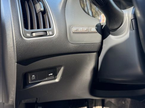 Used 2014 INFINITI Q50 Premium w/ Navigation Package image 15