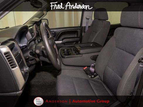 Used 2018 Chevrolet Silverado 1500 LT w/ All Star Edition RWD image 9