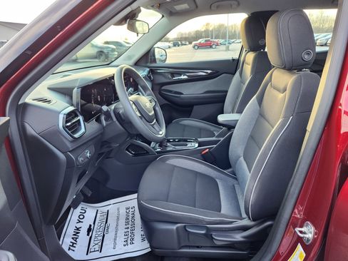 Used 2024 Chevrolet TrailBlazer LS image 12