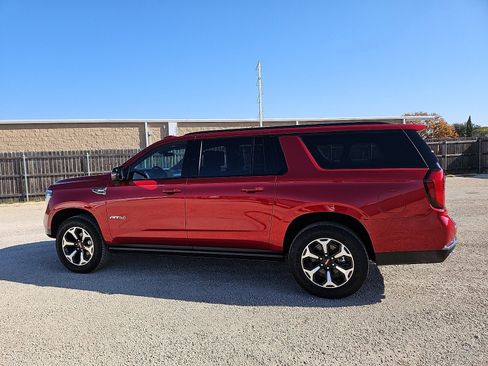 New 2026 GMC Yukon XL AT4 w/ AT4 Premium Plus Package image 2
