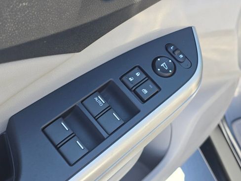 Used 2013 Honda CR-V EX-L image 24