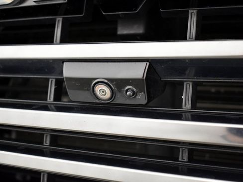 Used 2023 GMC Sierra 1500 AT4 image 6