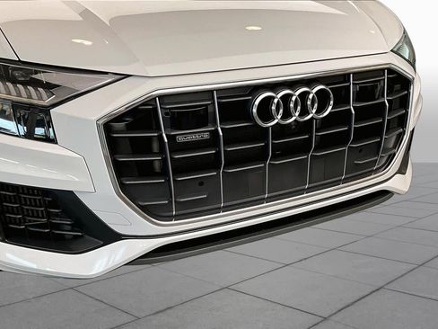 Used 2023 Audi Q8 Premium Plus AWD/4WD image 32