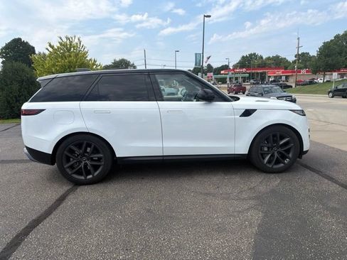Used 2024 Land Rover Range Rover Sport SE AWD/4WD image 6