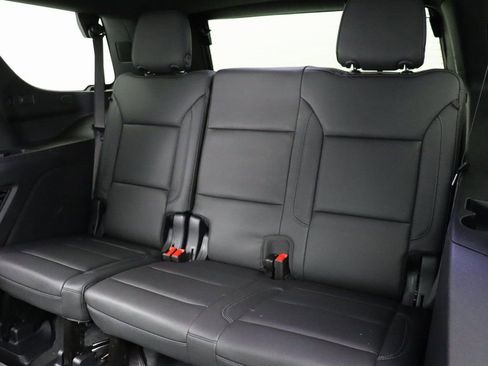 Used 2025 Chevrolet Tahoe LT image 36