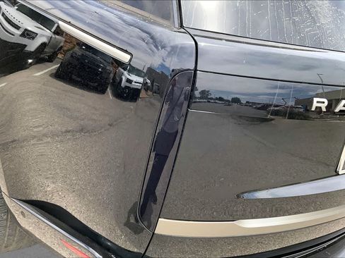 Certified 2024 Land Rover Range Rover SE AWD/4WD image 27