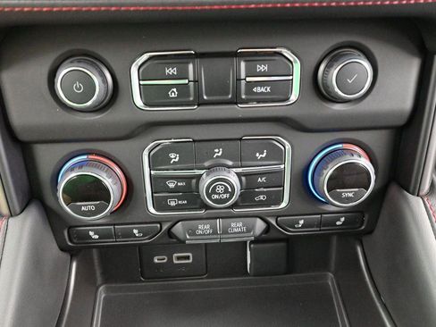Used 2023 Chevrolet Tahoe RST AWD/4WD image 27