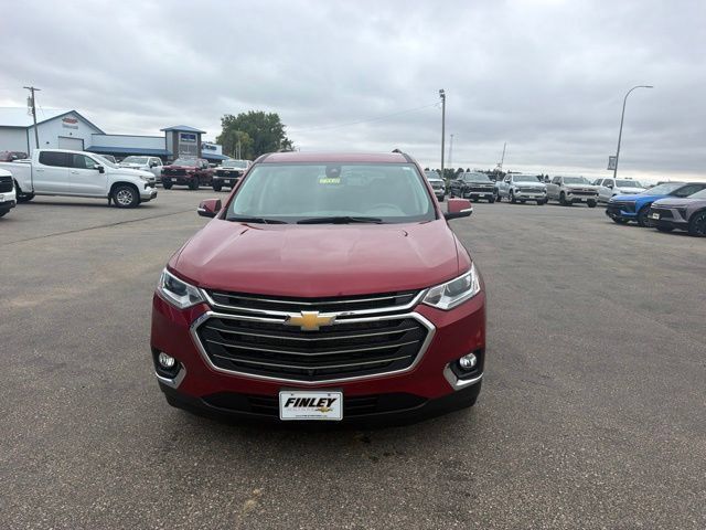 Used 2021 Chevrolet Traverse LT w/ LT Premium Package AWD/4WD image 3