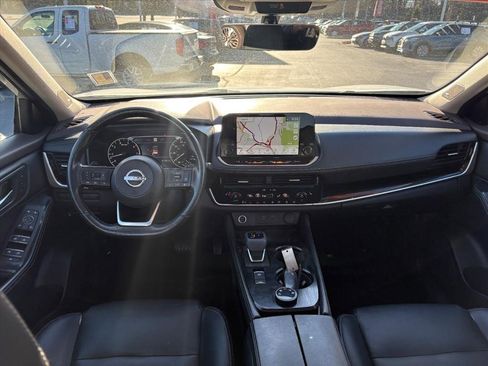 Certified 2023 Nissan Rogue SL w/ SL Premium Package image 6