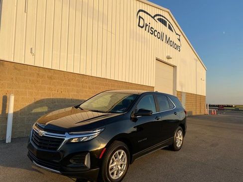 Used 2024 Chevrolet Equinox LT image 2