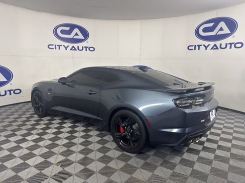 Used 2021 Chevrolet Camaro SS RWD image 5