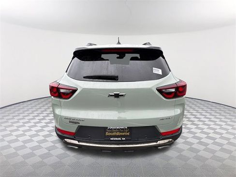 Used 2024 Chevrolet TrailBlazer ACTIV w/ Driver Confidence Package image 6