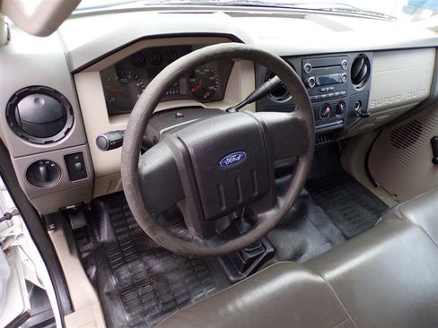 Used 2009 Ford F450 XL image 16