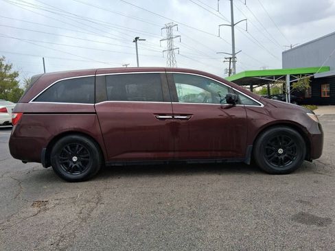Used 2011 Honda Odyssey EX image 4
