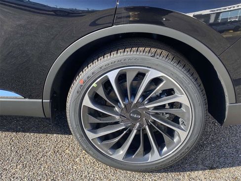 New 2025 Lincoln Aviator Reserve w/ Equipment Group 201A image 9