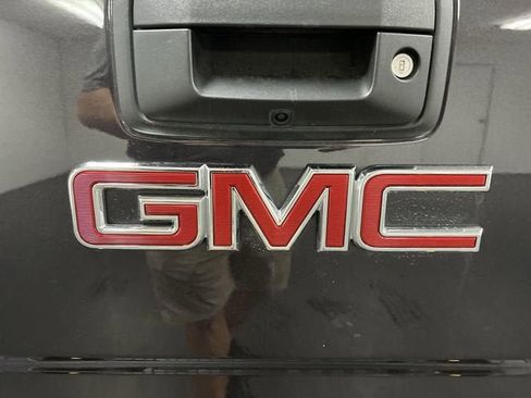 Used 2014 GMC Sierra 1500 SLT w/ SLT Preferred Package AWD/4WD image 30