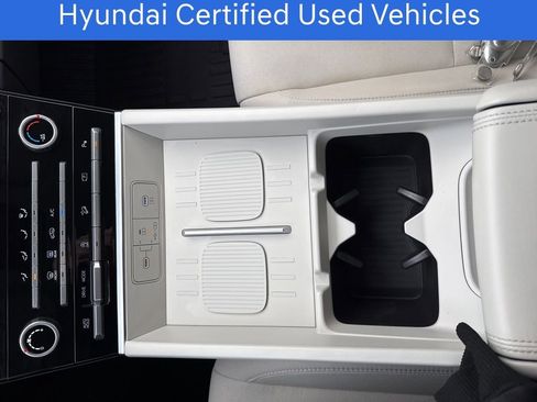 Used 2025 Hyundai Santa Fe SE image 30