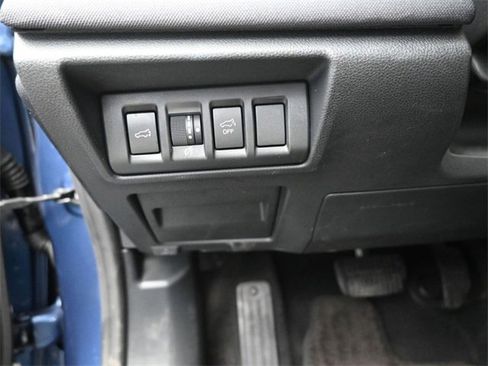 Used 2020 Subaru Outback Premium image 33