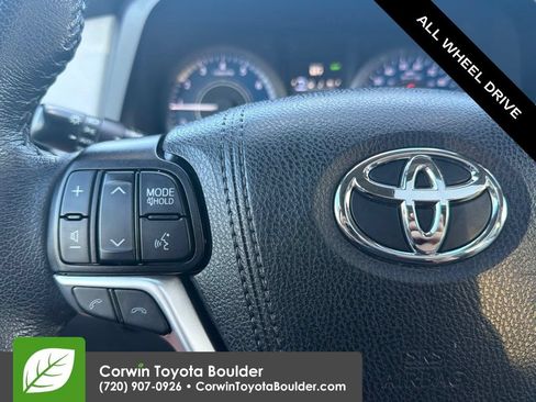 Used 2020 Toyota Sienna XLE w/ XLE Navigation Package AWD/4WD image 25