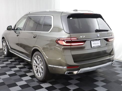 Certified 2024 BMW X7 xDrive40i w/ Premium Package AWD/4WD image 17