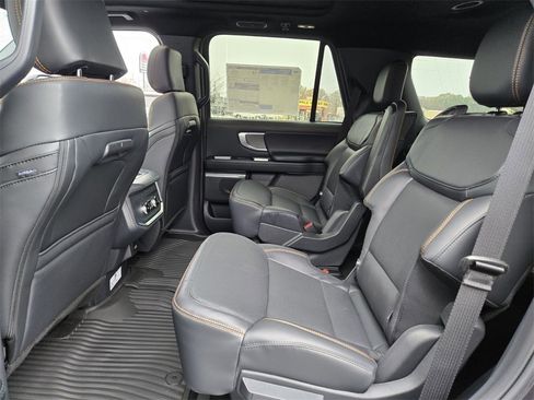 New 2025 Ford Expedition Tremor image 9