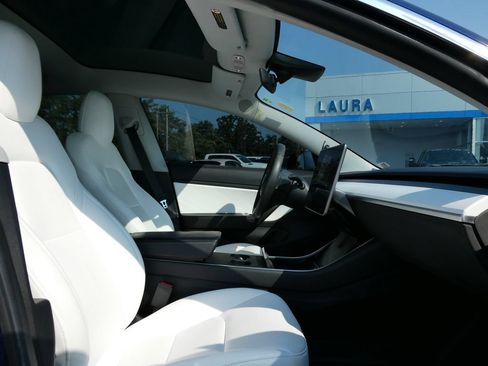Used 2020 Tesla Model 3 Long Range AWD/4WD image 13