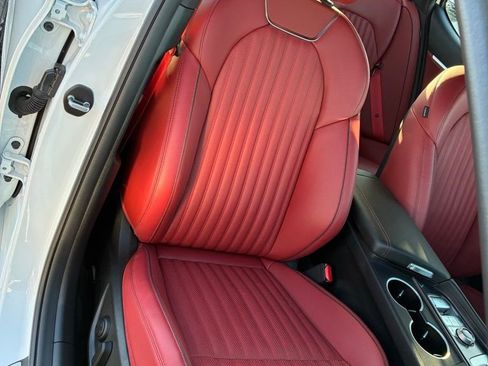 Used 2025 Genesis G70 3.3T Advanced image 18