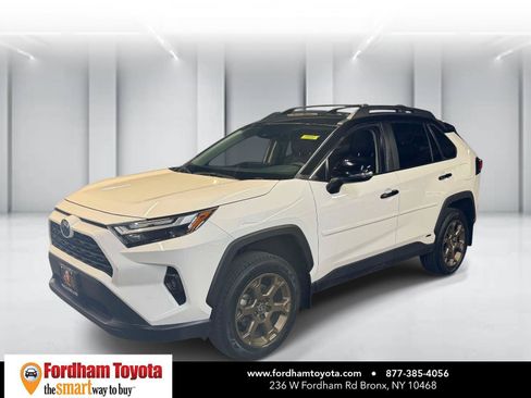 Used 2024 Toyota RAV4 AWD Hybrid w/ Weather Package image 4